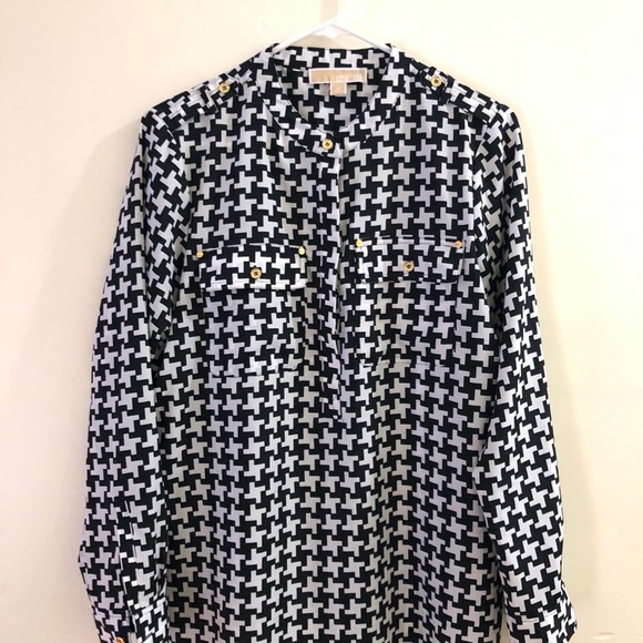 Michael Kors Geometric Print Long Sleeve - Picture 4 of 11